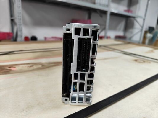 Выпрямитель-инвертор Eltek 48V 230V/1500VA Flatpack2 с высоким КПД