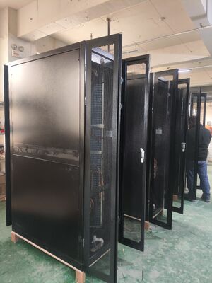 Встроенный воздушно-охлаждаемый точный центр обработки данных HVAC R410A Рефрижератор 25,2 кВт