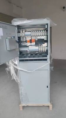Vertiv NetSure 731 CC2-X2, 48 В, 600 А, 36 кВт, система электропитания постоянного тока, телекоммуникационный шкаф для базовой станции